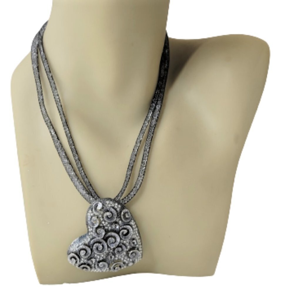 Heart Pendant Necklace, Crystal Studded Heart Pendant Fashion Necklace